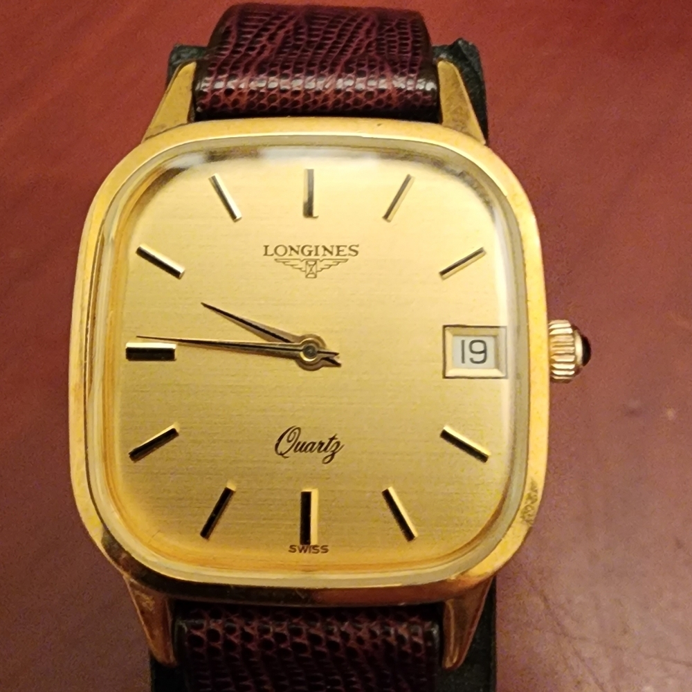 Longines Quartz vintage watch